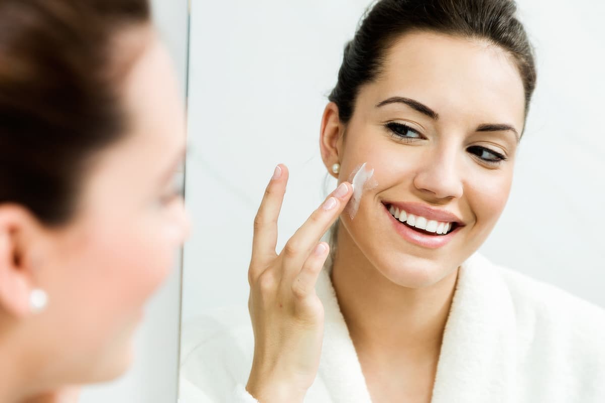 Hidrata todos los días 9 sencillos consejos para deshacerte de la piel seca rápidamente His Beauty