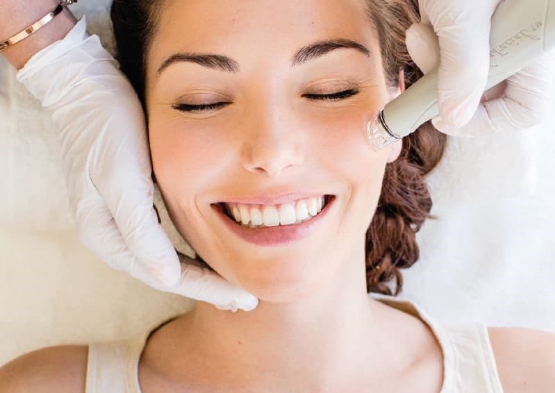 Se reportan pocos o ningún efecto secundario Lo que necesitas saber sobre el tratamiento hidrafacial Su Belleza