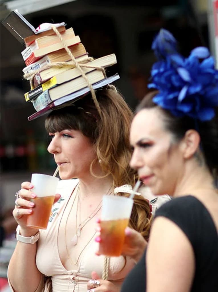 Hacer ruido y destacar parece ser el objetivo del evento | Su Belleza