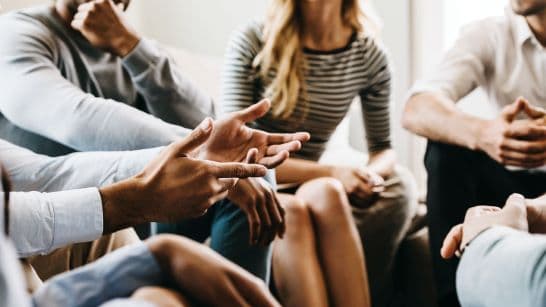 Únete al grupo de apoyo | Diez formas de combatir el síndrome del nido vacío | su belleza