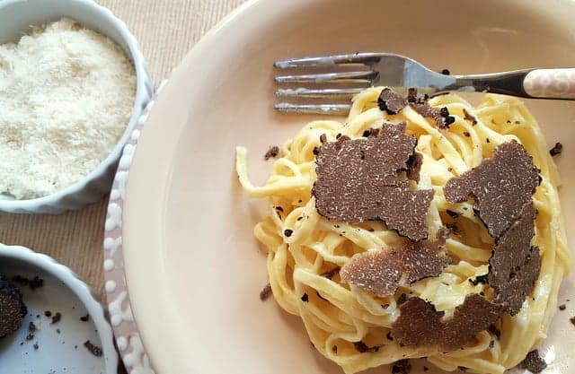 Trufas |: Las 6 comidas más populares para comer en Italia | su belleza