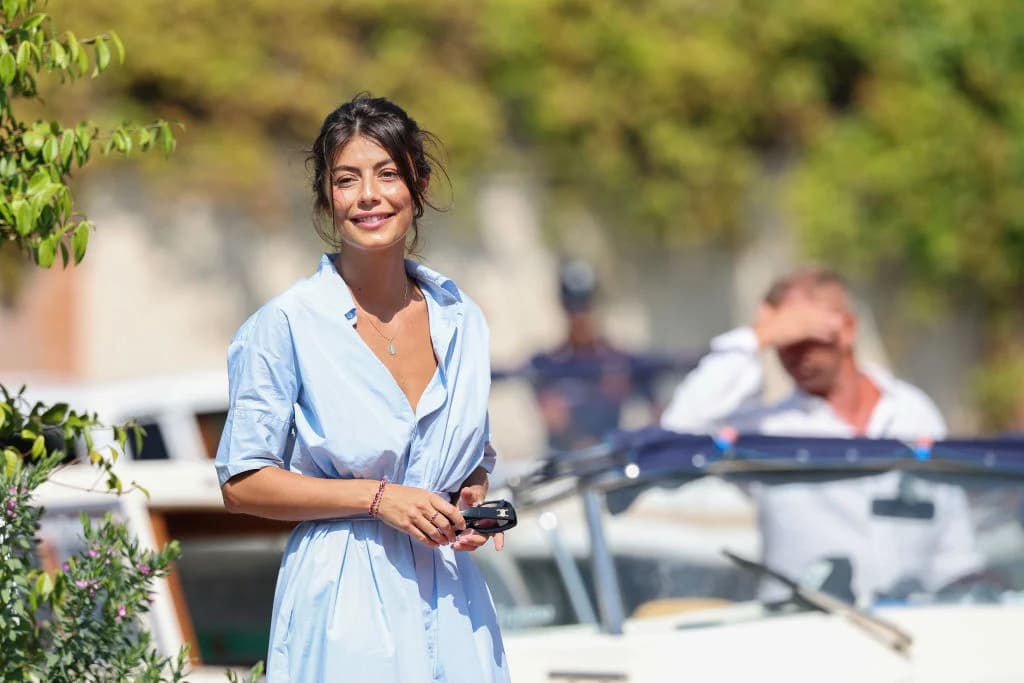 Alessandra Mastronardi: Una nueva perspectiva.