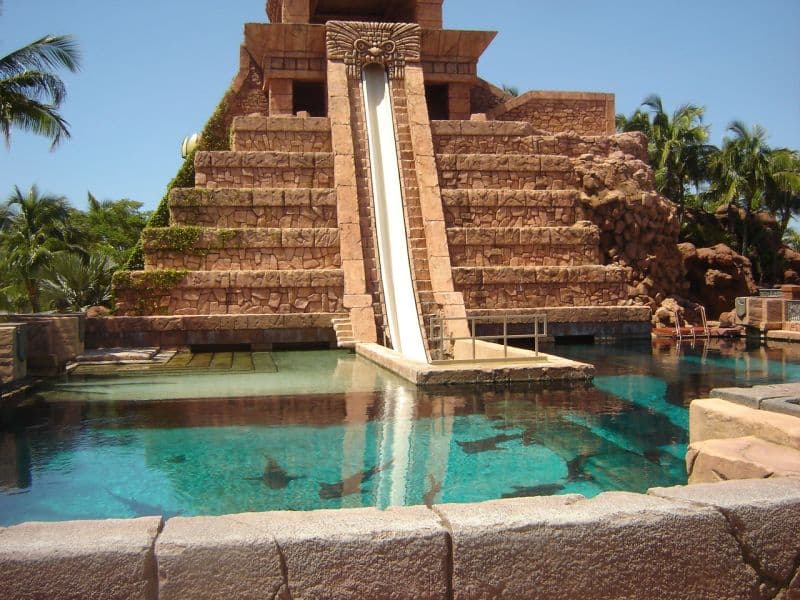 15_most_extreme_water_slides_in_the_world_07