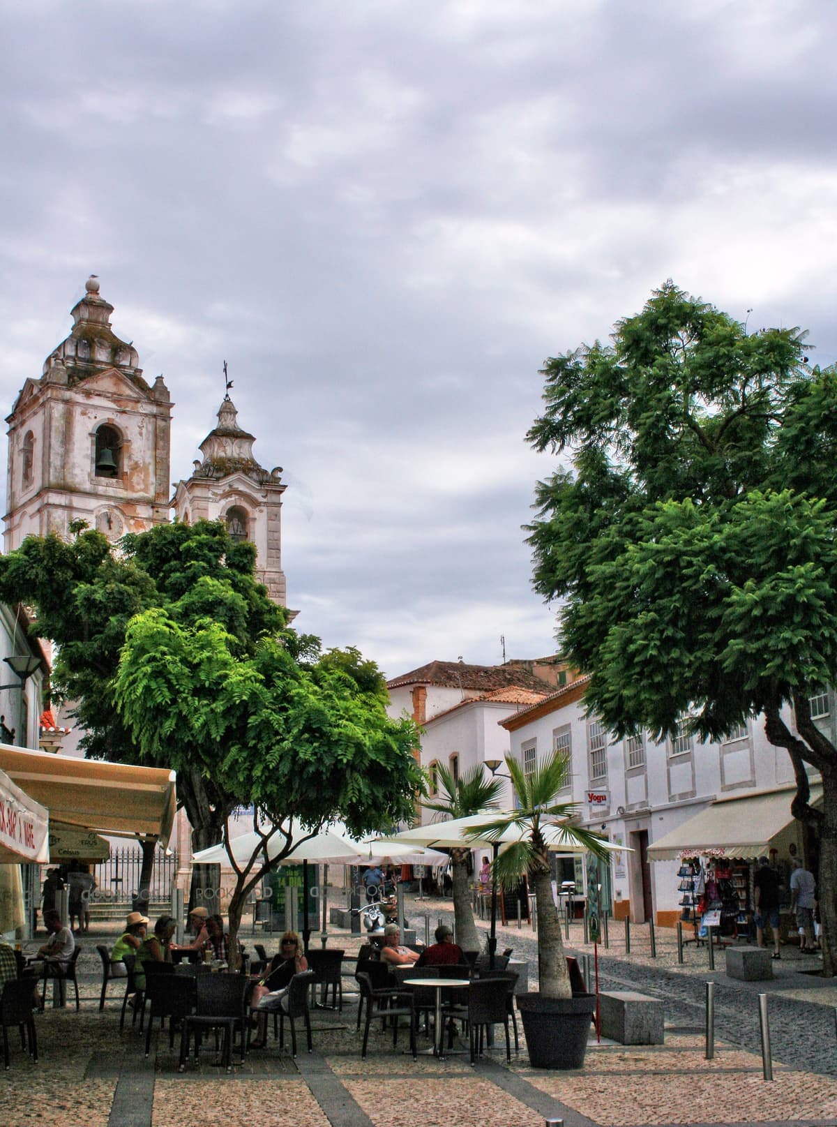 Pequeñas ciudades del mundo de las ciudades-world-visit-37