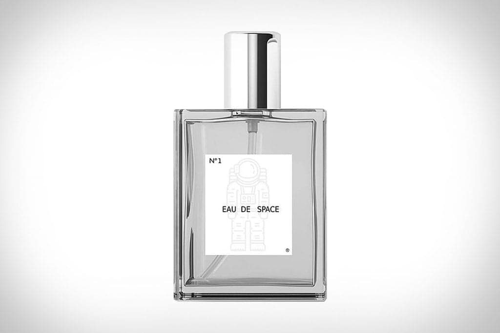 Eau de área exterior con aroma perceptible