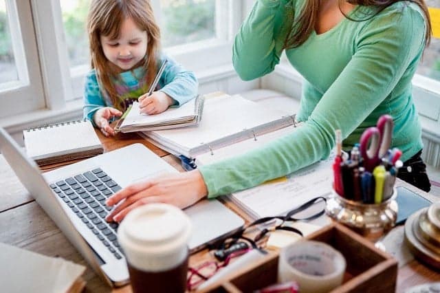 9 recomendaciones para teletrabajar efectivamente desde la experiencia de un experto diario.