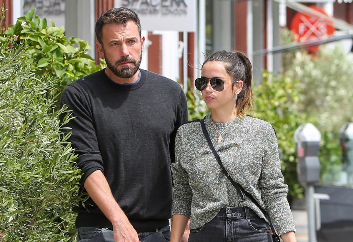 Ben Affleck colma a Ana De Armas.