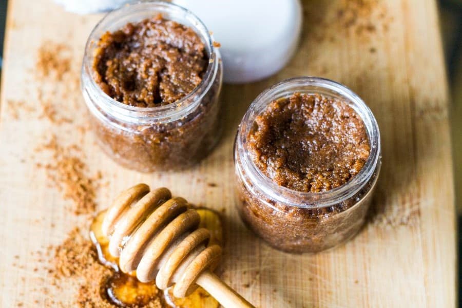 Los exfoliantes corporales caseros más efectivos