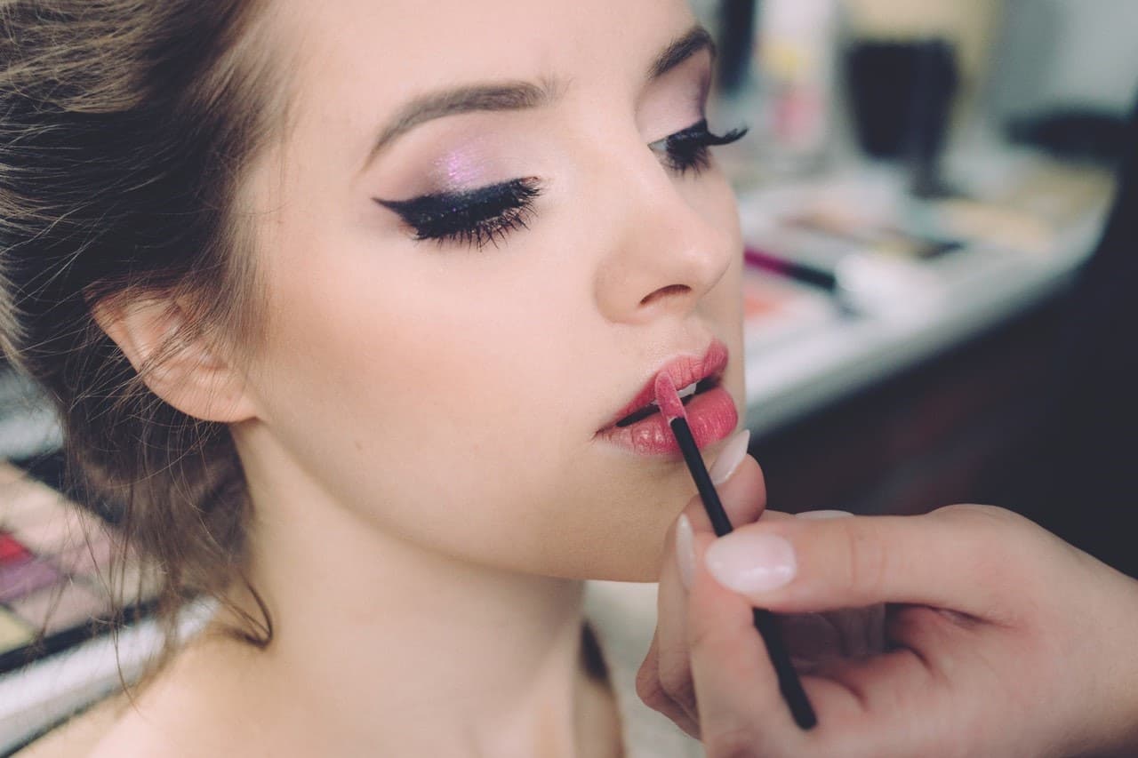 La guía ideal de maquillaje para novatos.