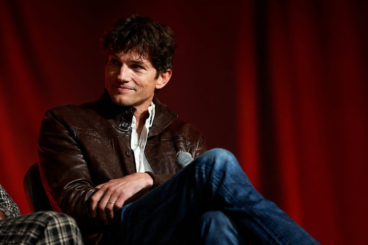 Lo que las exparejas de Ashton Kutcher han dicho de él