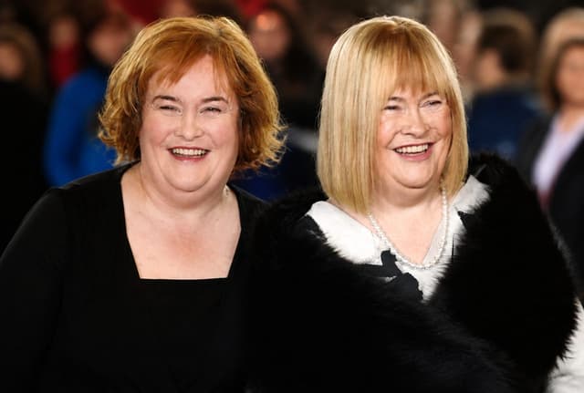 Susan Boyle reaparece con look glam y planes de nueva música