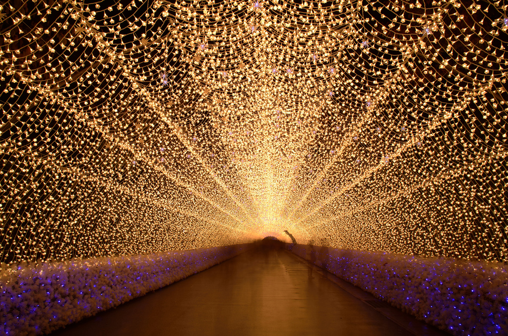 Luces túnel brillante - espectaculares luces de invierno 3