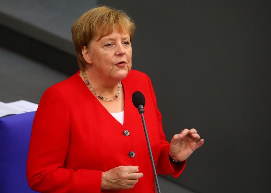 Angela Merkel | 10 Fuera de las mujeres más fuertes del mundo | Bayas cerebrales