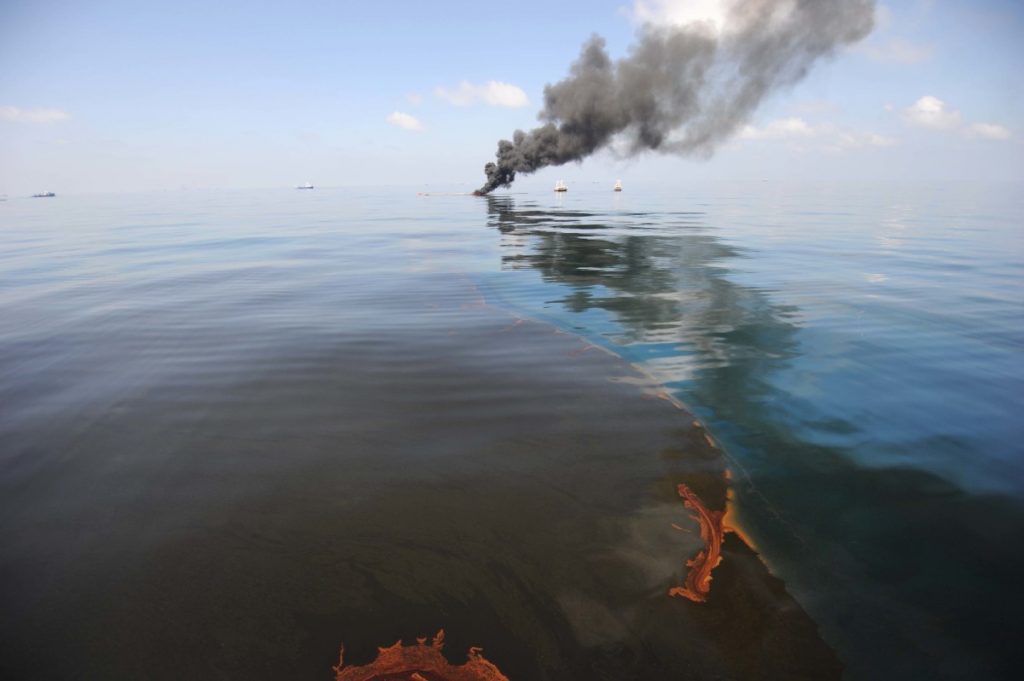 Derrame de petróleo de BP - $60.9 mil millones | Se ha cometido el error más caro en el mundo | Bayas cerebrales