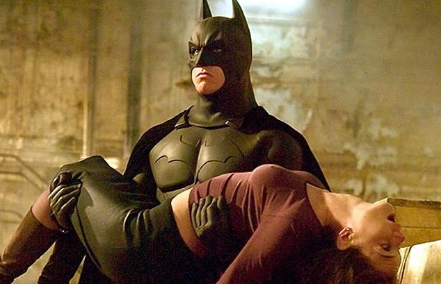 Batman Begins (2005) | 7 películas que no apestan | Bayas cerebrales