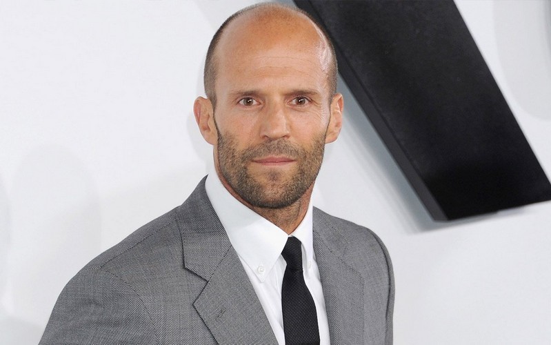 Jason Statham | Los mejores actores calvos en Hollywood | Bayas cerebrales