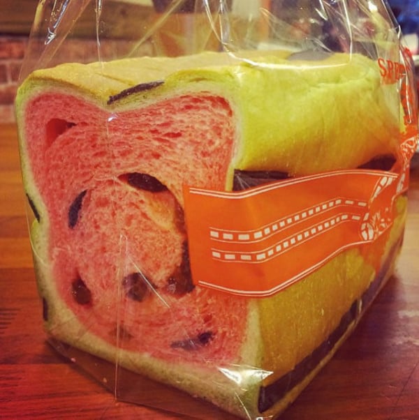 El pan de sandía de Taiwán hará sus sentidos y confundirá a sus compañeros pueblos 11