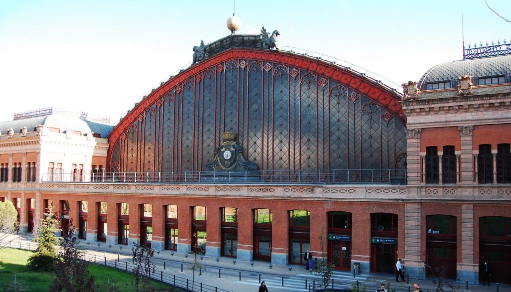 Estación Atchha, Madrid | Las estaciones más importantes del tren más importante del mundo | Bayas cerebrales