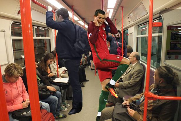Cristiano-Ronaldo-is-the-el-Photoshop-Model-Ever-06