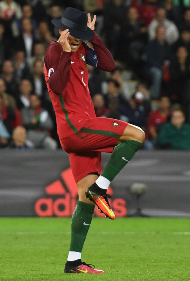 Cristiano-Ronaldo-is-the-the-Photoshop-Model-nunca -10
