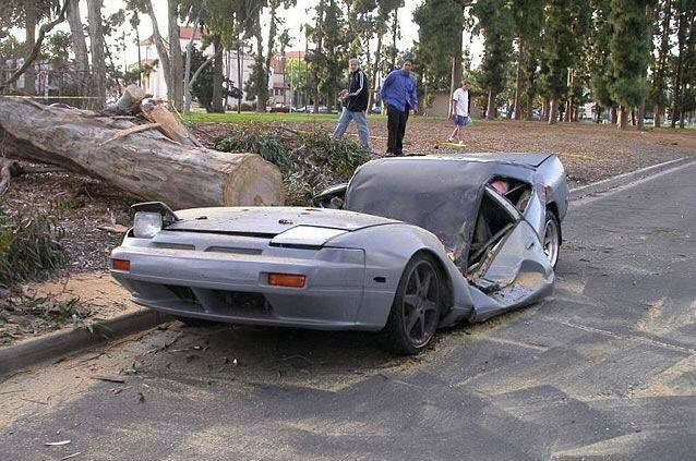 Freakiest_car_crashes_15