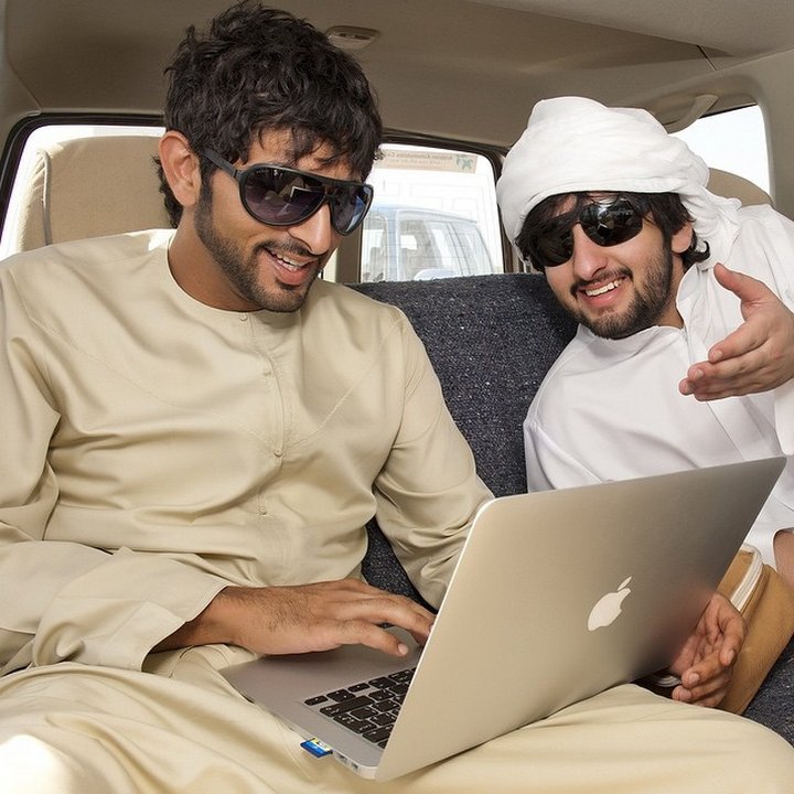 Meet-Reallife-Aladdin-Crown-Prince-of-Dubai-Sheikh-Hamdan-05