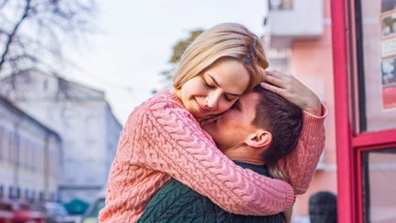 Deseas salvar a todos. |: 6 señales de que no estás preparado para una relación | su belleza