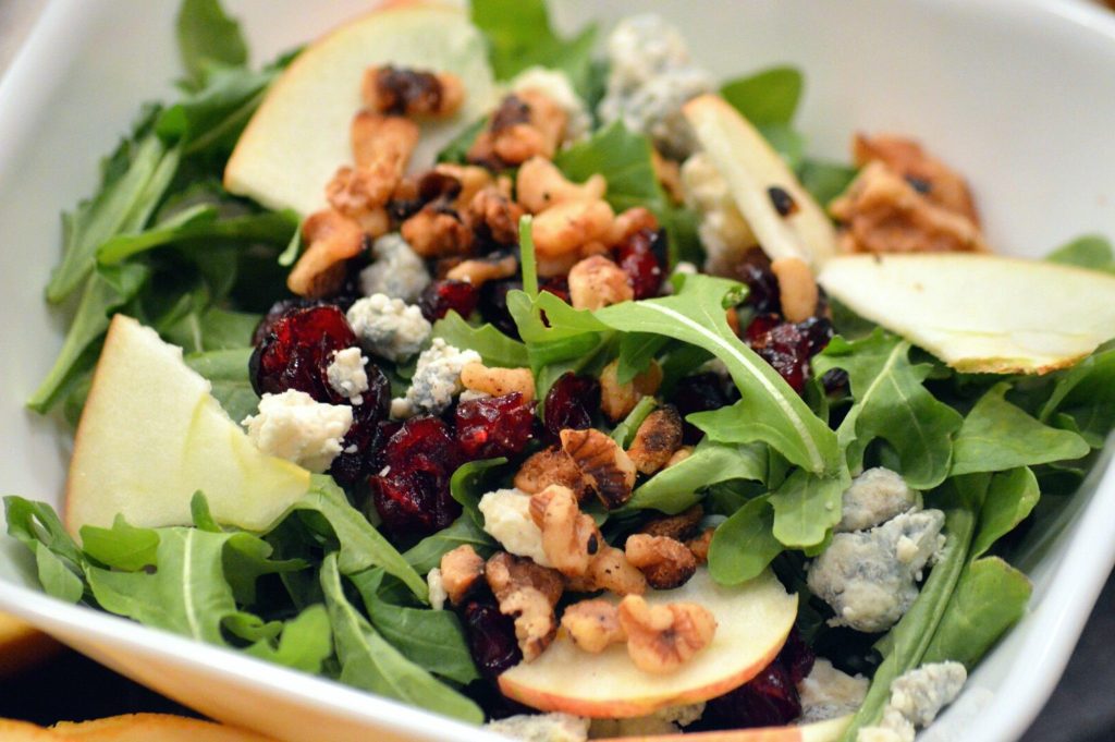 Ensalada de Manzana, Arándano y Nueces | Las 6 mejores ensaladas del mundo