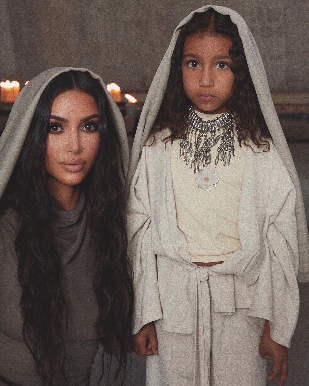 Kim Kardashian y sus hijos fueron bautizados en la iglesia armenia #6 | su belleza