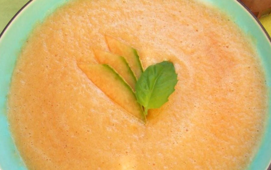 Sopa fría de melón | Los 7 mejores consejos para la dieta de verano (sopas de frutas, panqueques vegetales y bebidas desintoxicantes)