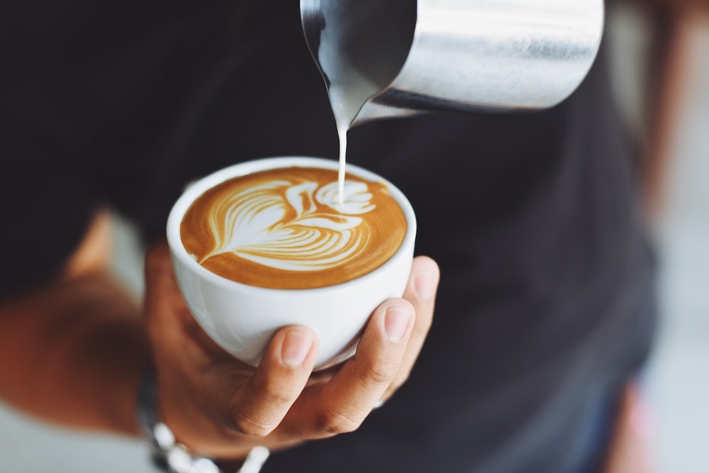 El café te pone nervioso 7 razones para pasar del café al té | su belleza