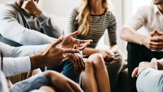 Únete al grupo de apoyo | Diez formas de combatir el síndrome del nido vacío | su belleza